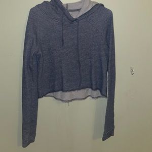 Hollister crop top hoodie